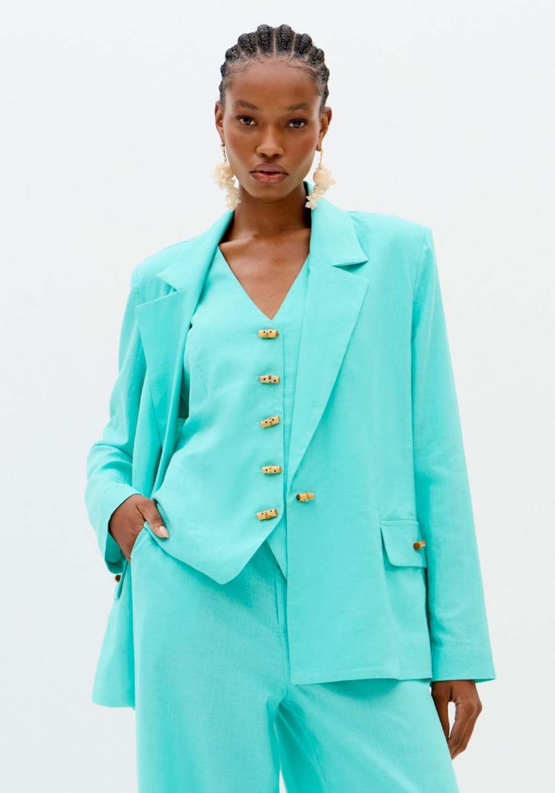 Blazer Alongado Com Linho Lança Perfume