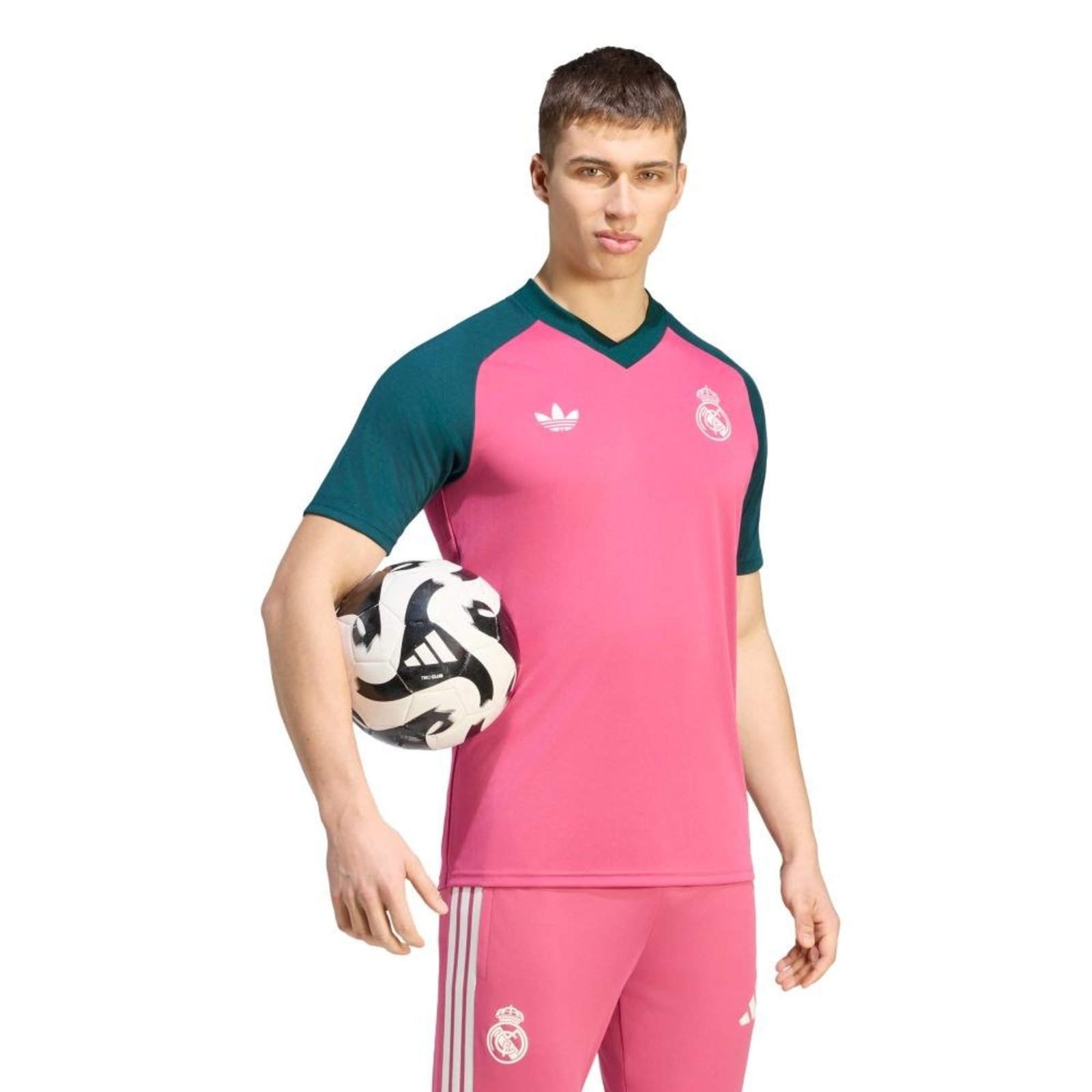 Camisa Pré-Jogo Real Madrid 26/27 adidas Performance Rosa