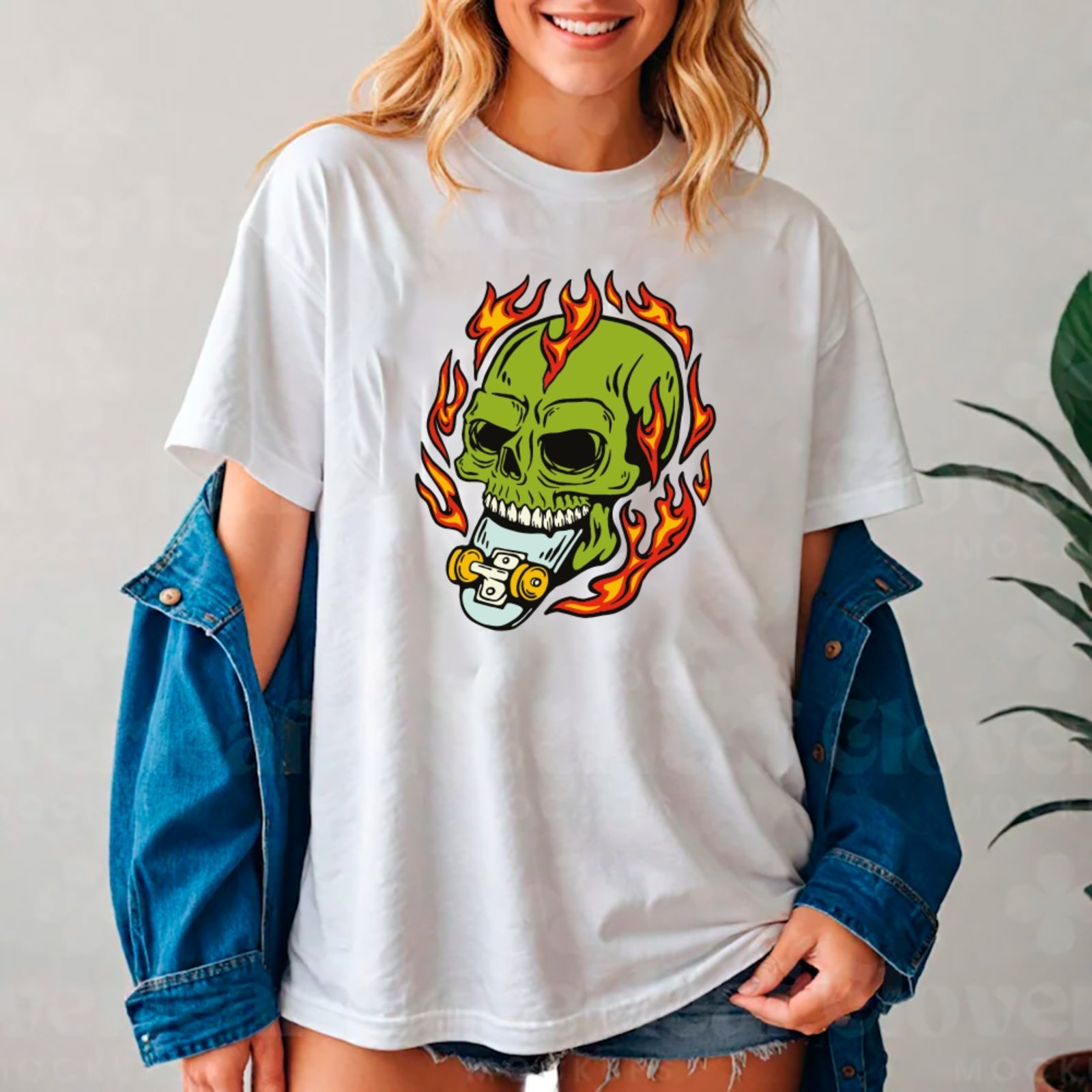 Vista 2 Camiseta Ousy Streetwear Skateboard Caveira Flamejante Oversized Unissex branco ousy branco