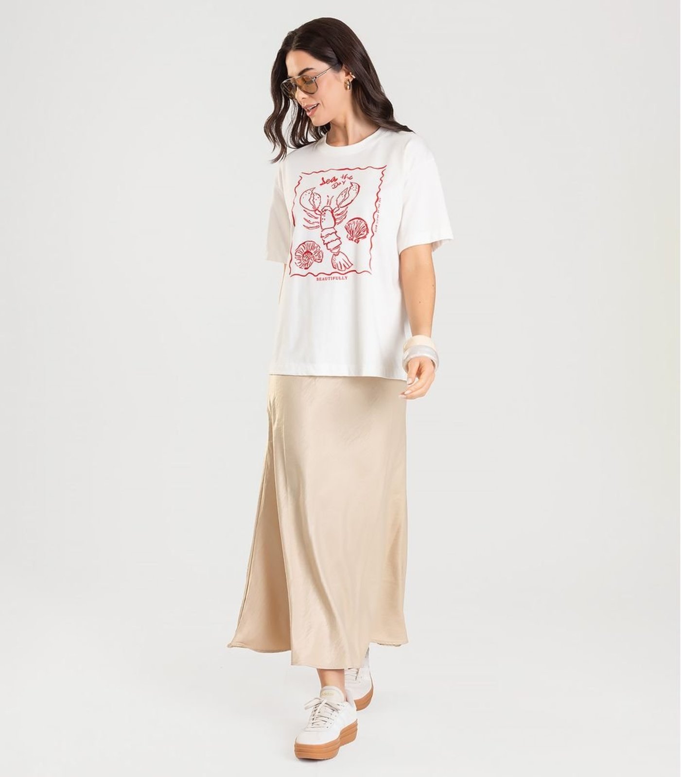 Vista 2 T-shirt Feminina Manga Curta Oversized Dianna rosa Dianna rosa