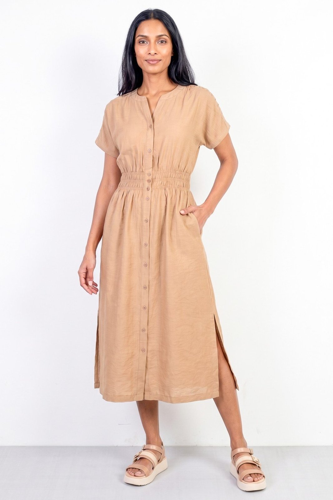 Vestido midi manga curta botões e elástico 51133 - Marrom Claro