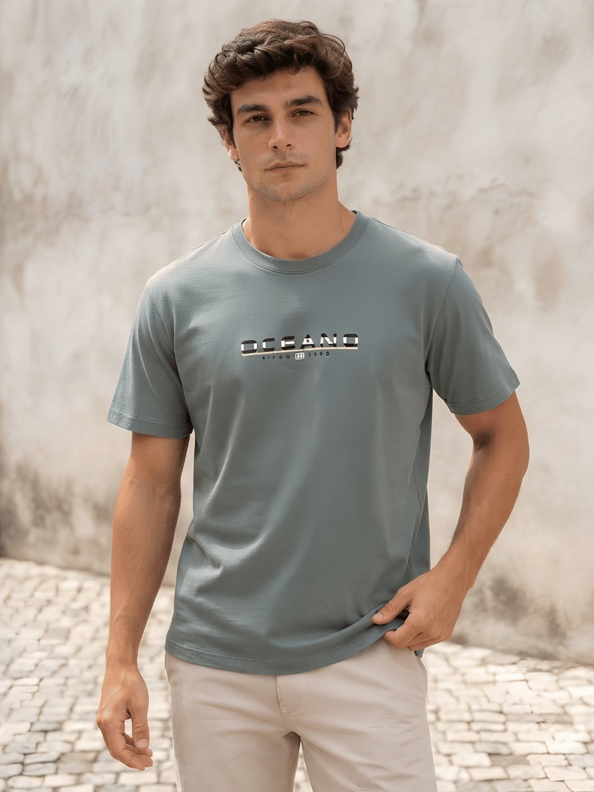 Camiseta Masculina Estampa Logo Tricolor Oceano