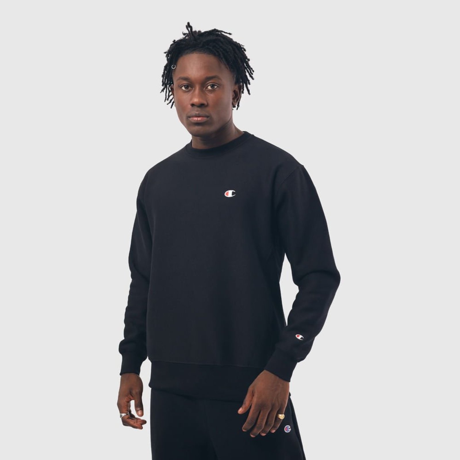 MOLETOM CHAMPION LIFE CREWNECK REVERSE WEAVE C LOGO EMB