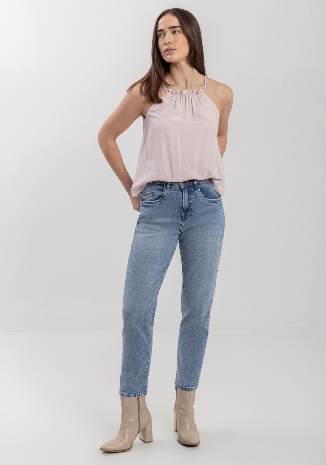 Vista 3 Calça Lez a Lez Mom Jeans Com Cintura Alta E Comprimento Curto azul Lez a Lez azul