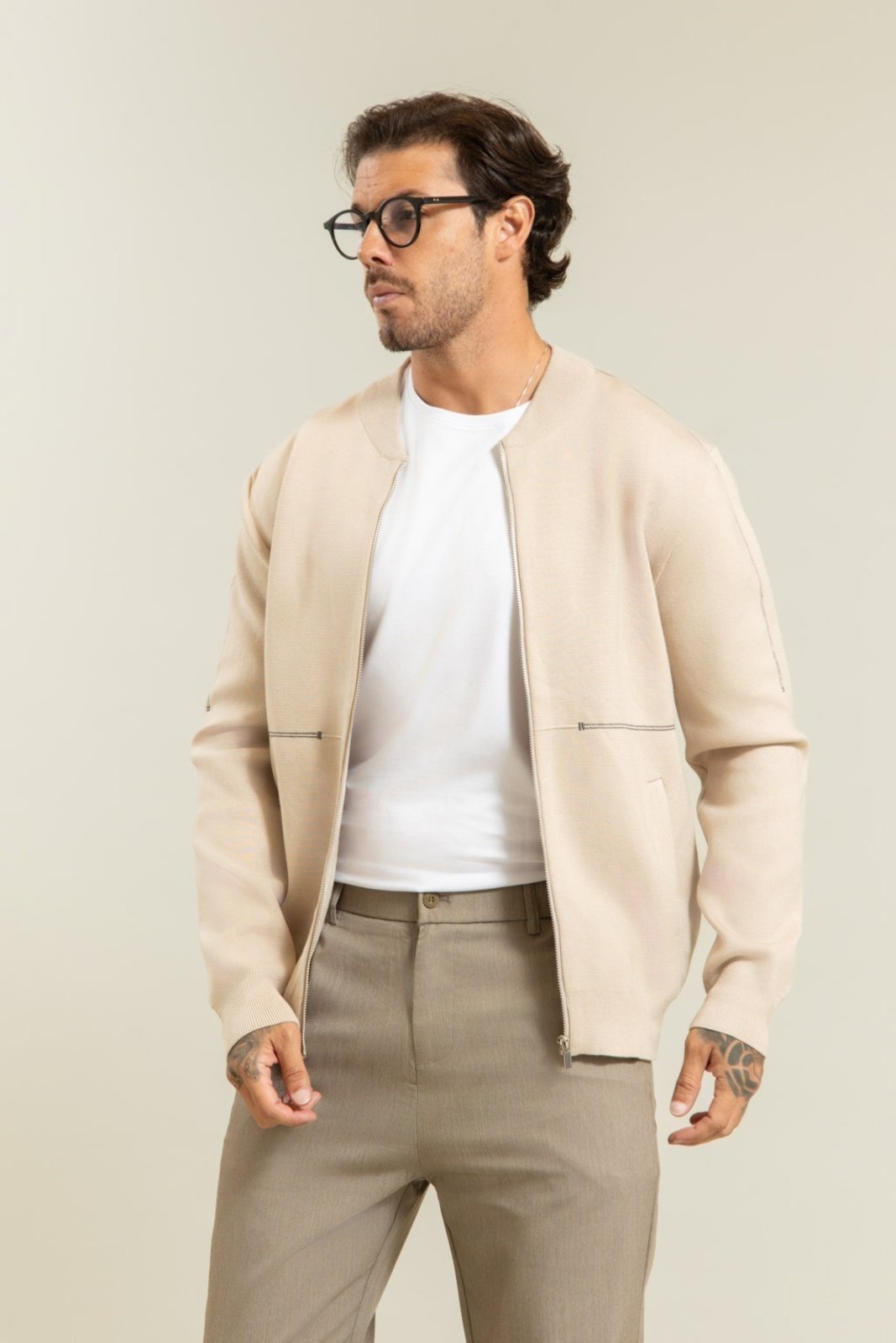 Jaqueta Tricot Bomber Masculina em Viscose Bege Dialogo
