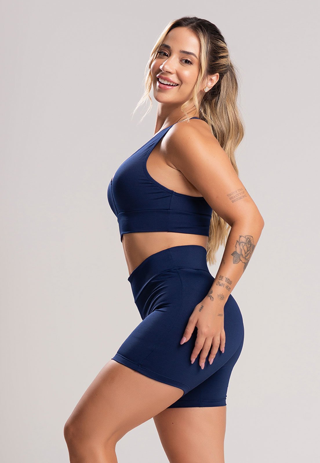 Short MVB Modas Curto Cintura Alta Fitness Suplex Liso Azul Marinho