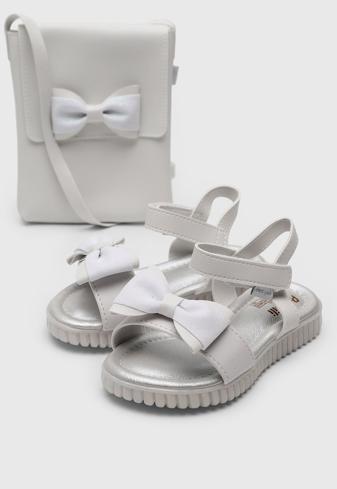 Vista 2 Infantil - Kit Sandália e Bolsa Pampili Candy Laço Branca branco Pampili branco