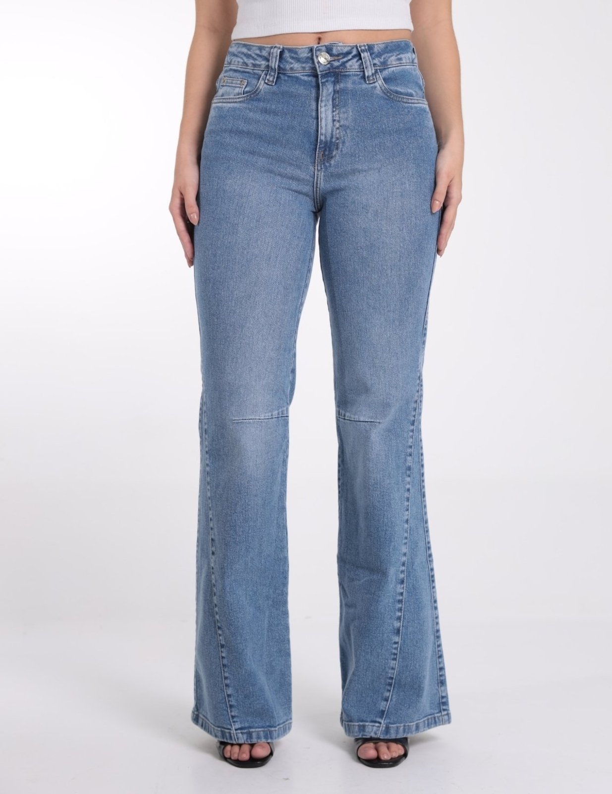 Calça Flare Jeans Feminina Com Recorte Revanche-CA.FEM.00596
