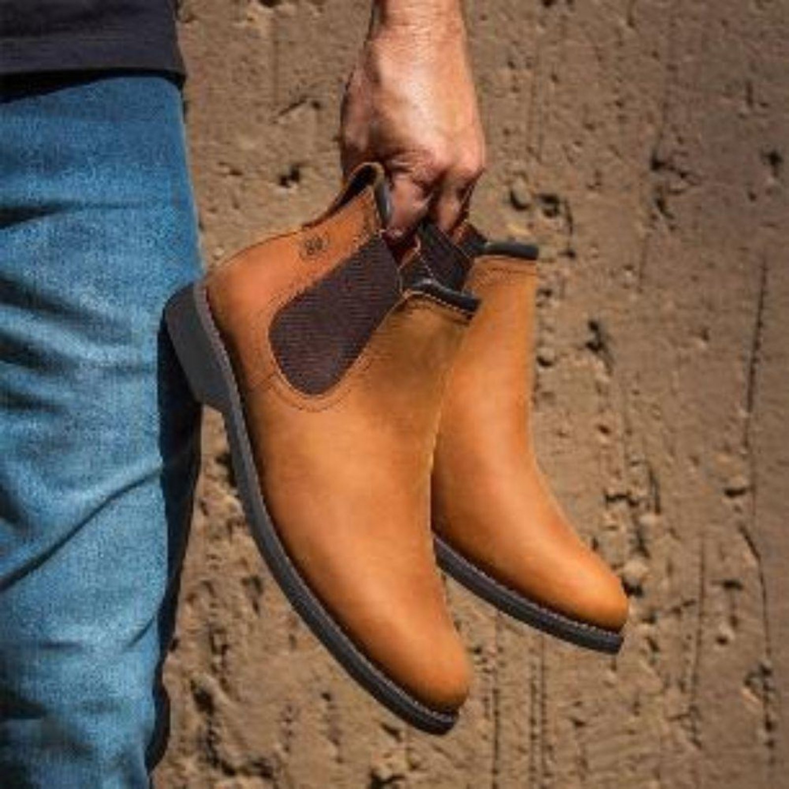 Bota Masculina Couro Look Stock Cano Curto Lançamento Marrom