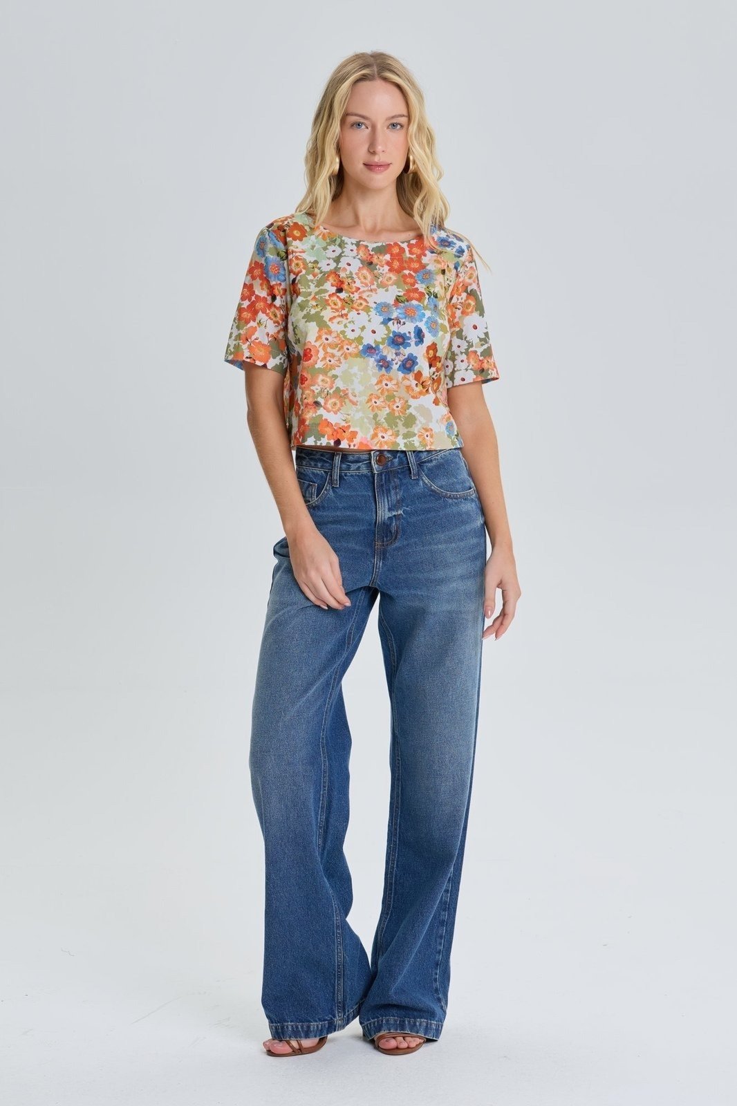Blusa Feminina Cropped Solta Floral Flor de Lis