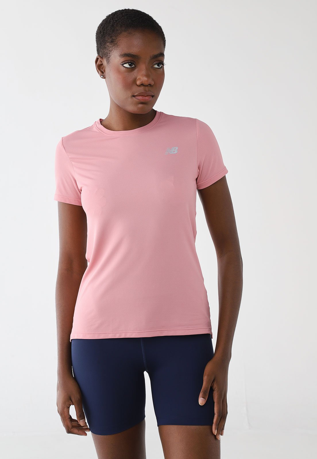 Camiseta Feminina New Balance NB Sport Essentials Rosa