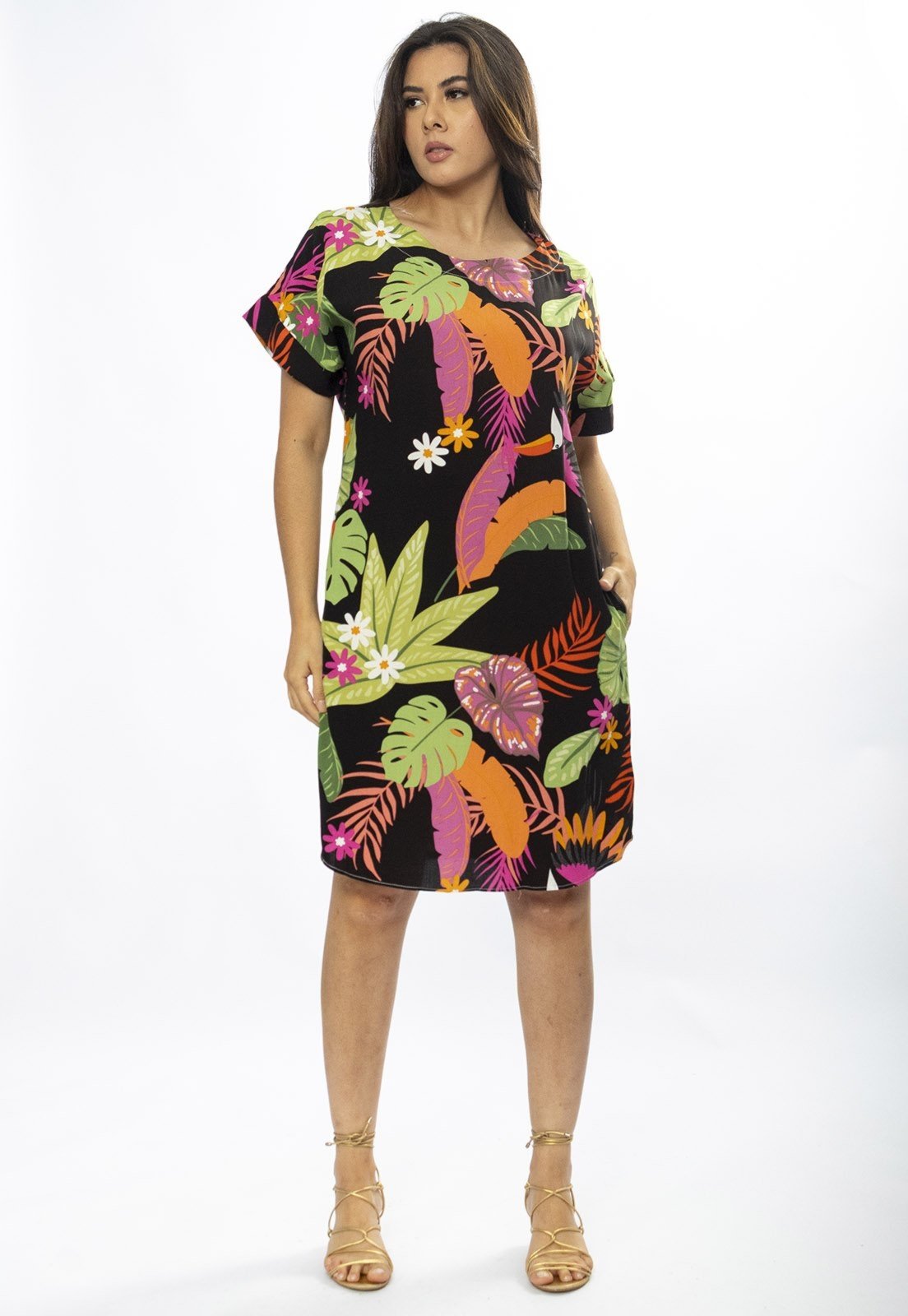 Vestido Curto Cabanafree Viscose com Bolso Estampa Noite Botânica