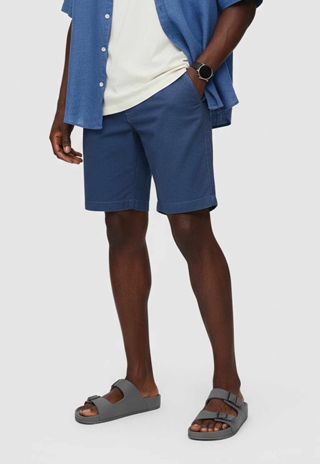 Bermuda Masculina Sarja Chino Casual Confortável Algodão Azul Petróleo