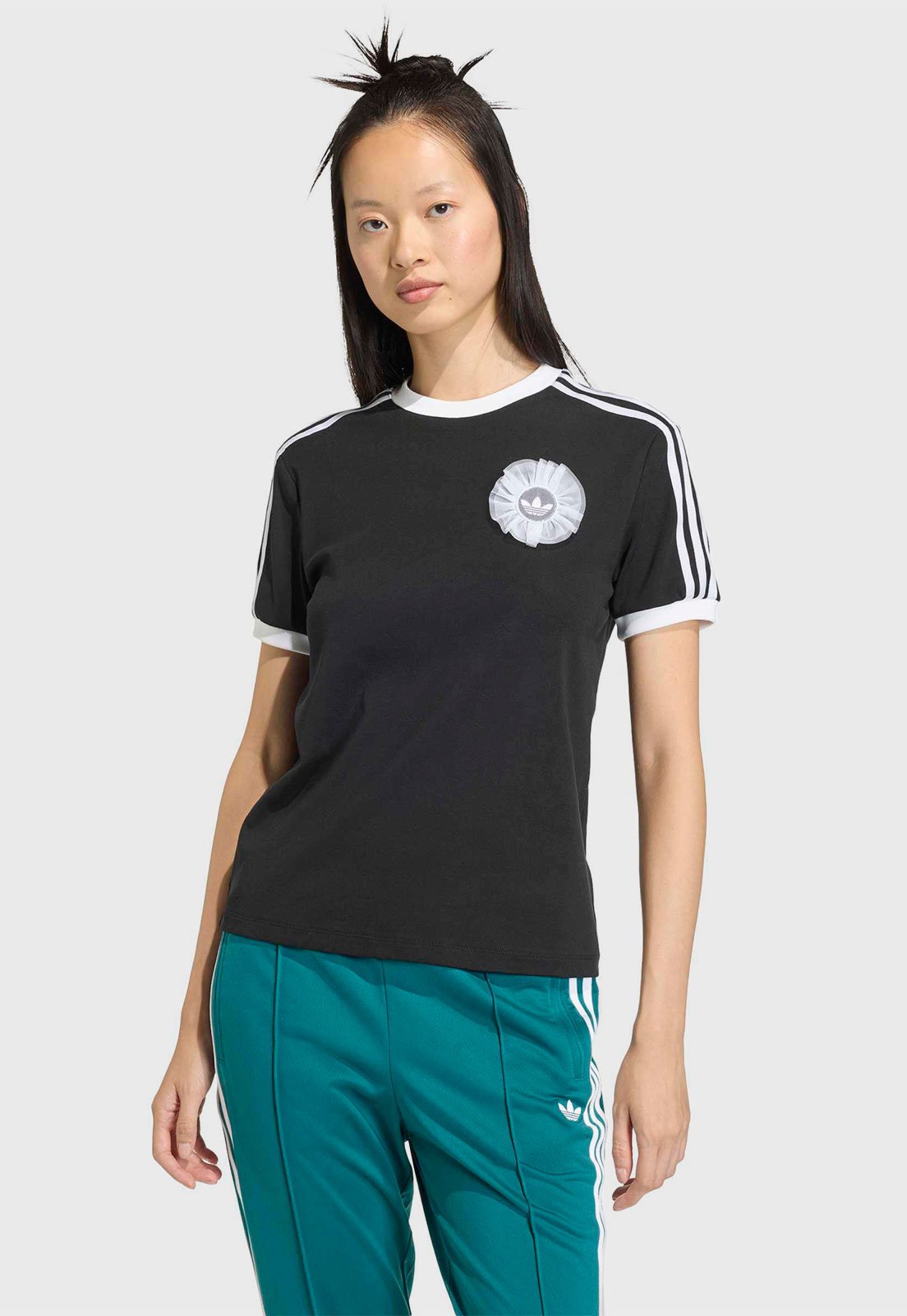 Camiseta Feminina Adidas Originals Branding SS Preta