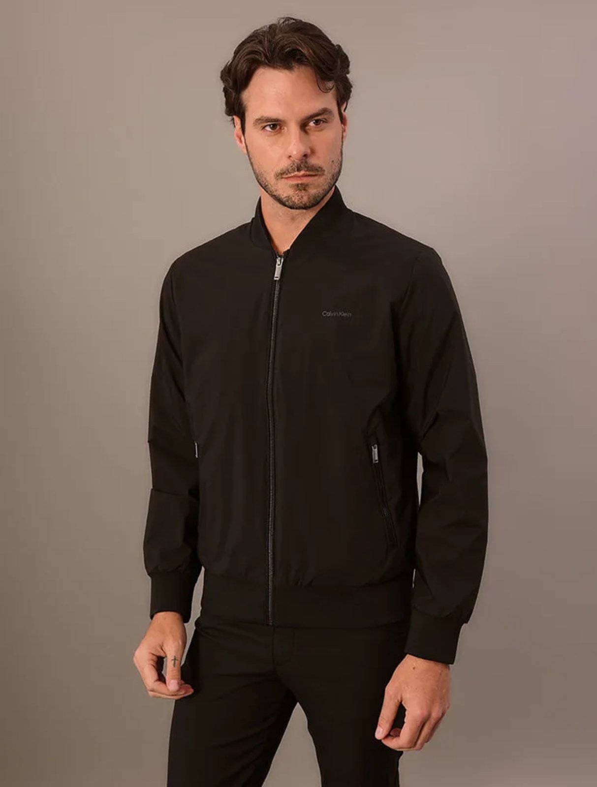 Jaqueta Calvin Klein Bomber Slim Preta