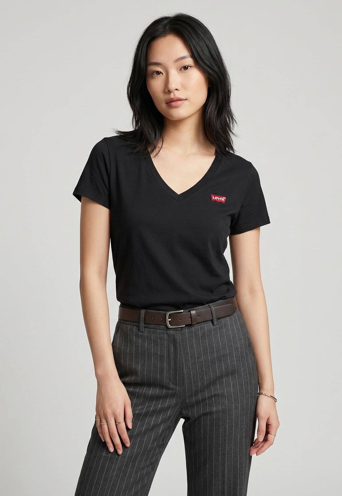 Camiseta Feminina Levis Logo Preta