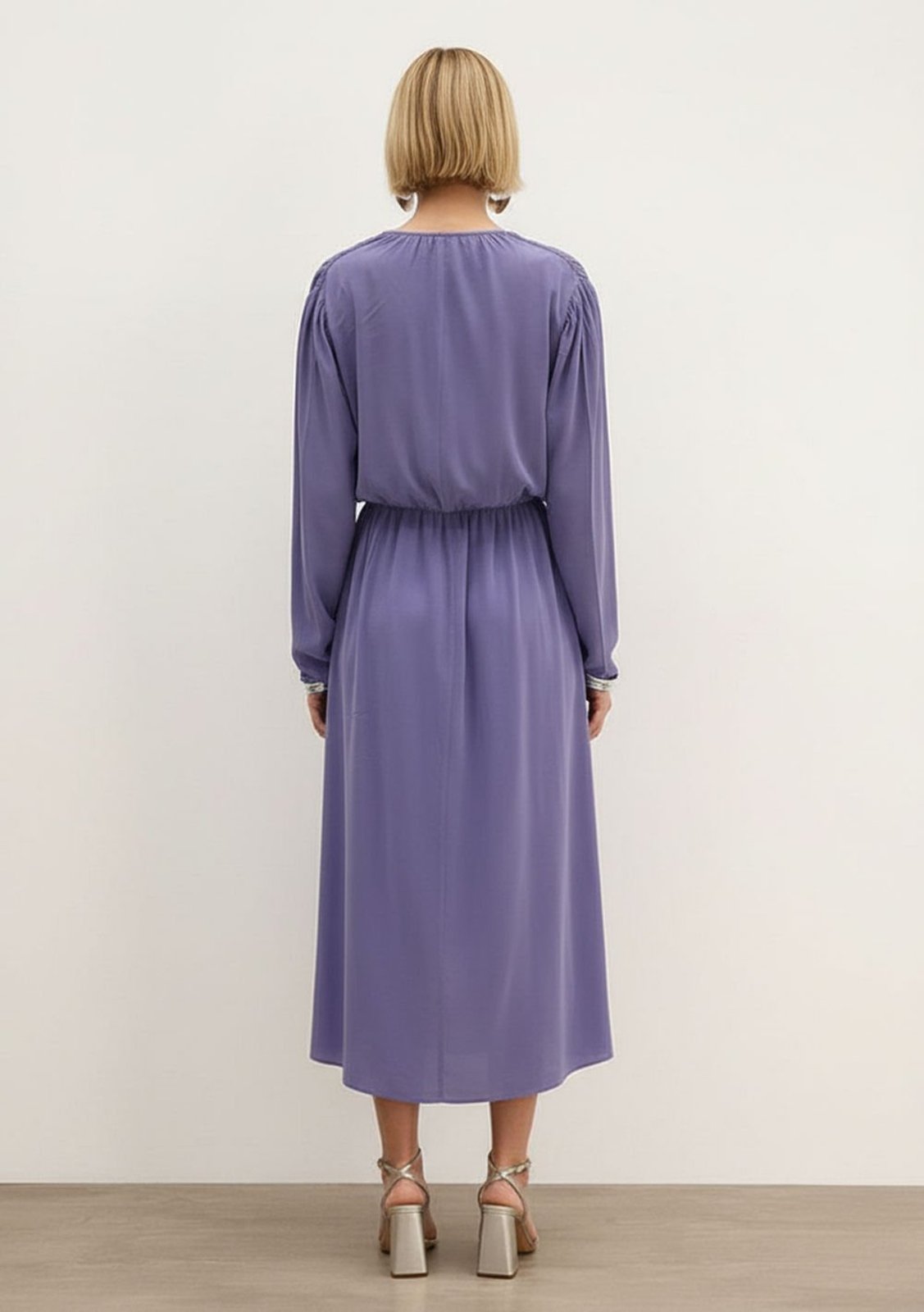 Vista 3 Vestido Iódice Ajustado Decote V Manga Longa Midi IÓDICE lilás