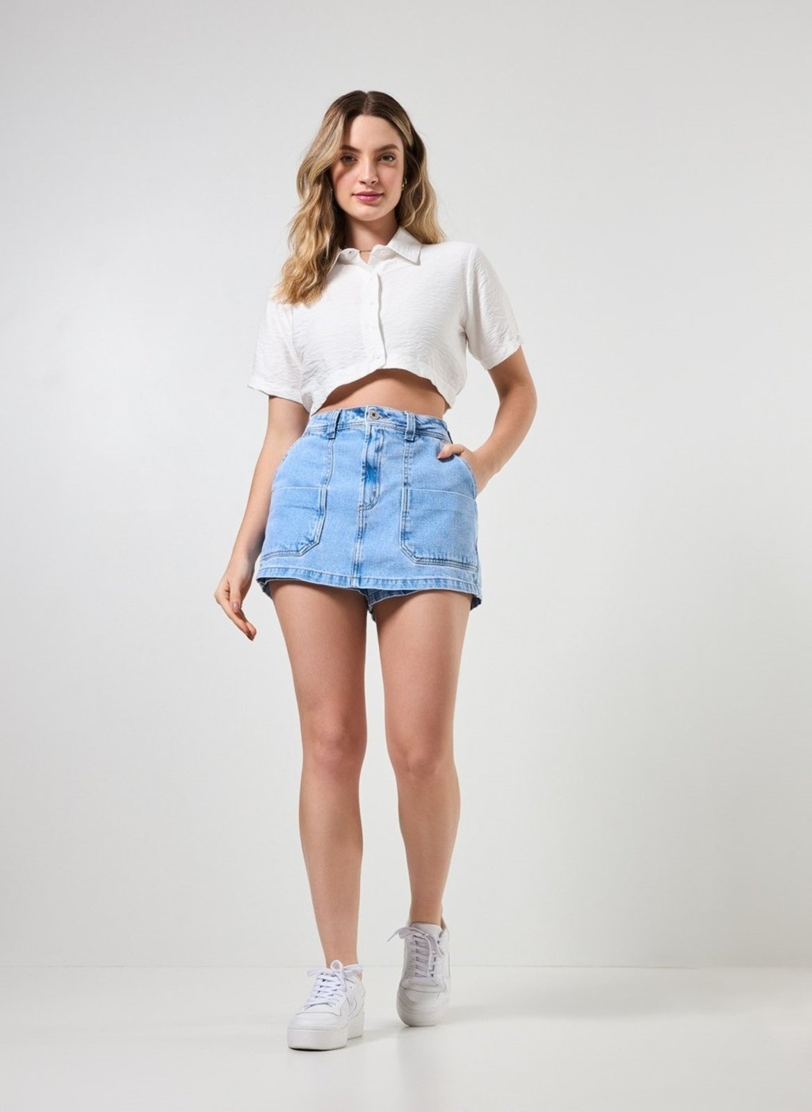 Short Saia Jeans Com Bolsos