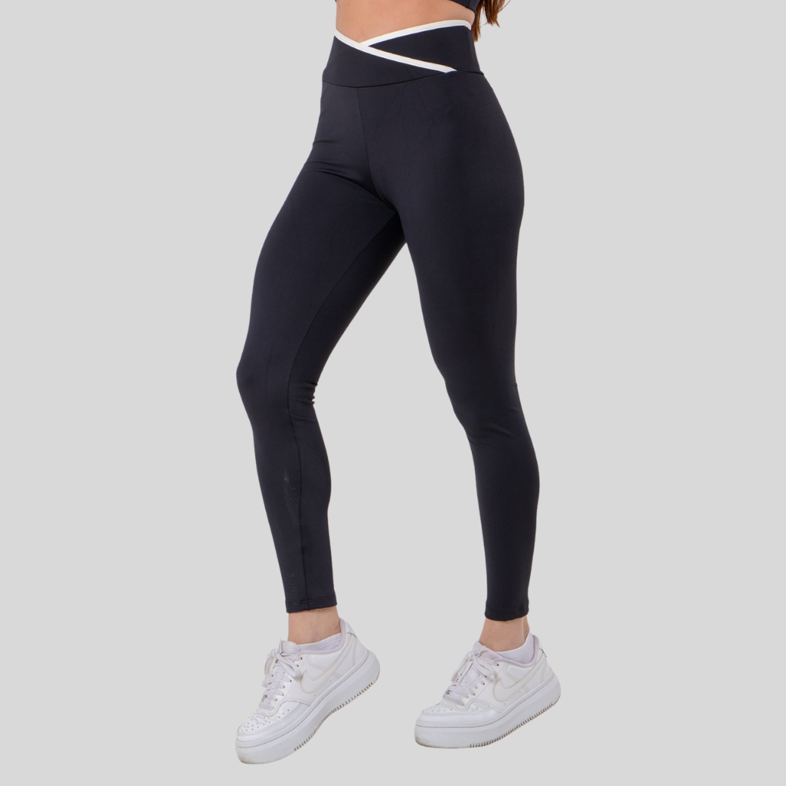 Vista 3 Calça Legging Feminina Poliamida Cós Cruzado Detalhe Off White Zero Transparência Diluxo preto white Diluxo preto white