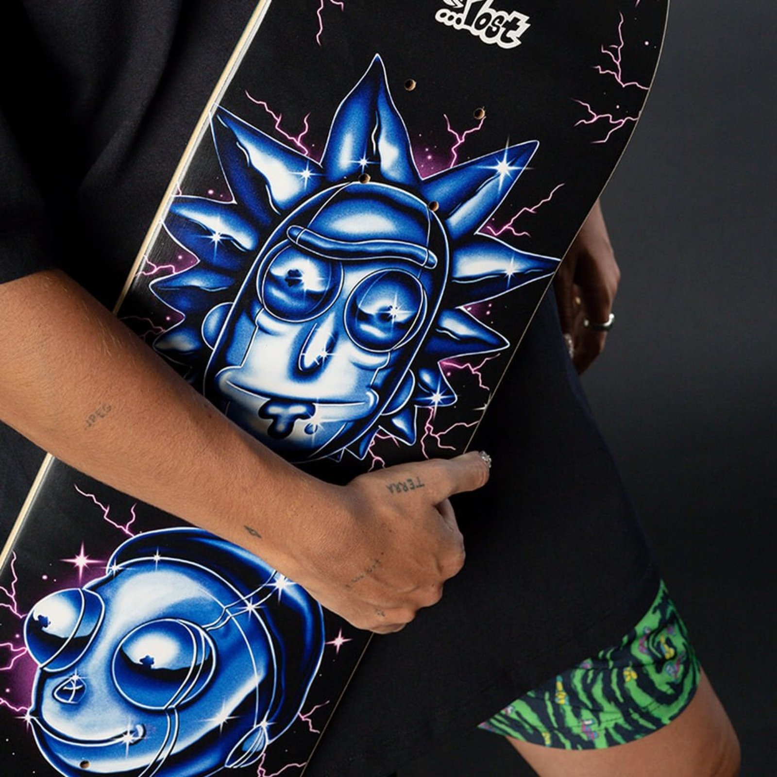 Vista 3 Shape Lost X Rick and Morty - Storm preto Lost preto