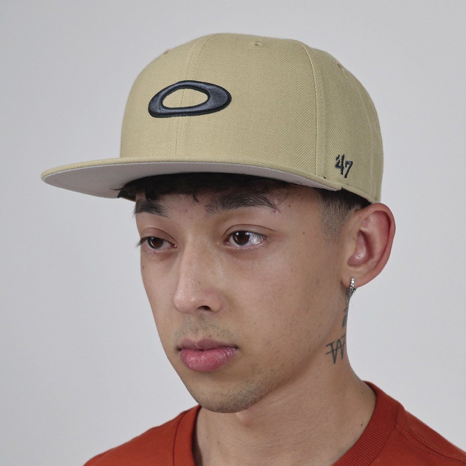 Bone oakley B1B Ellipse Hat Pebble