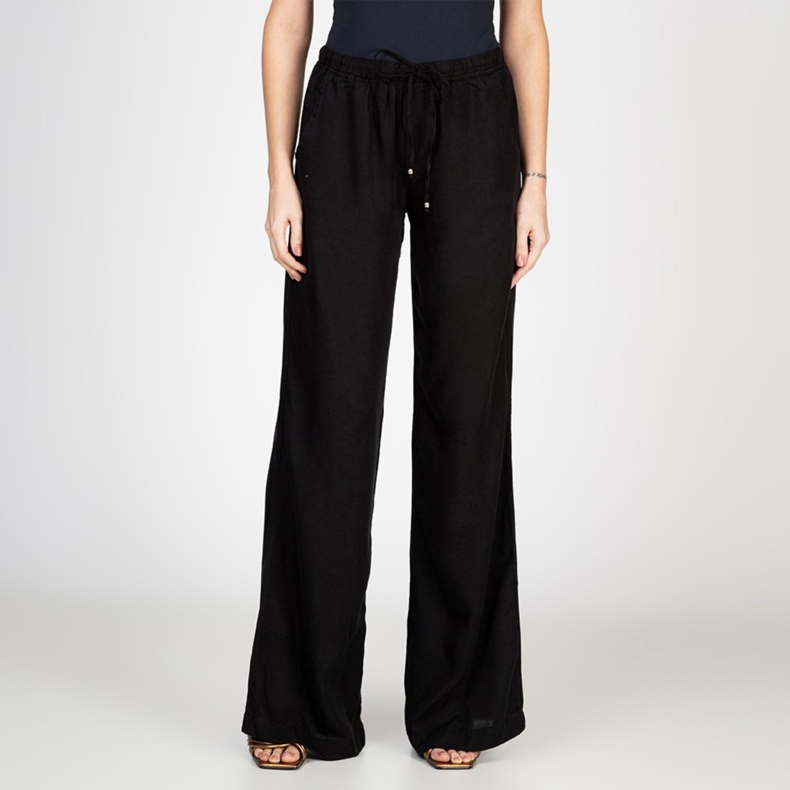 Calça Jeans Leve Pantalona Wide Liocel Elástico na Cintura Colors
