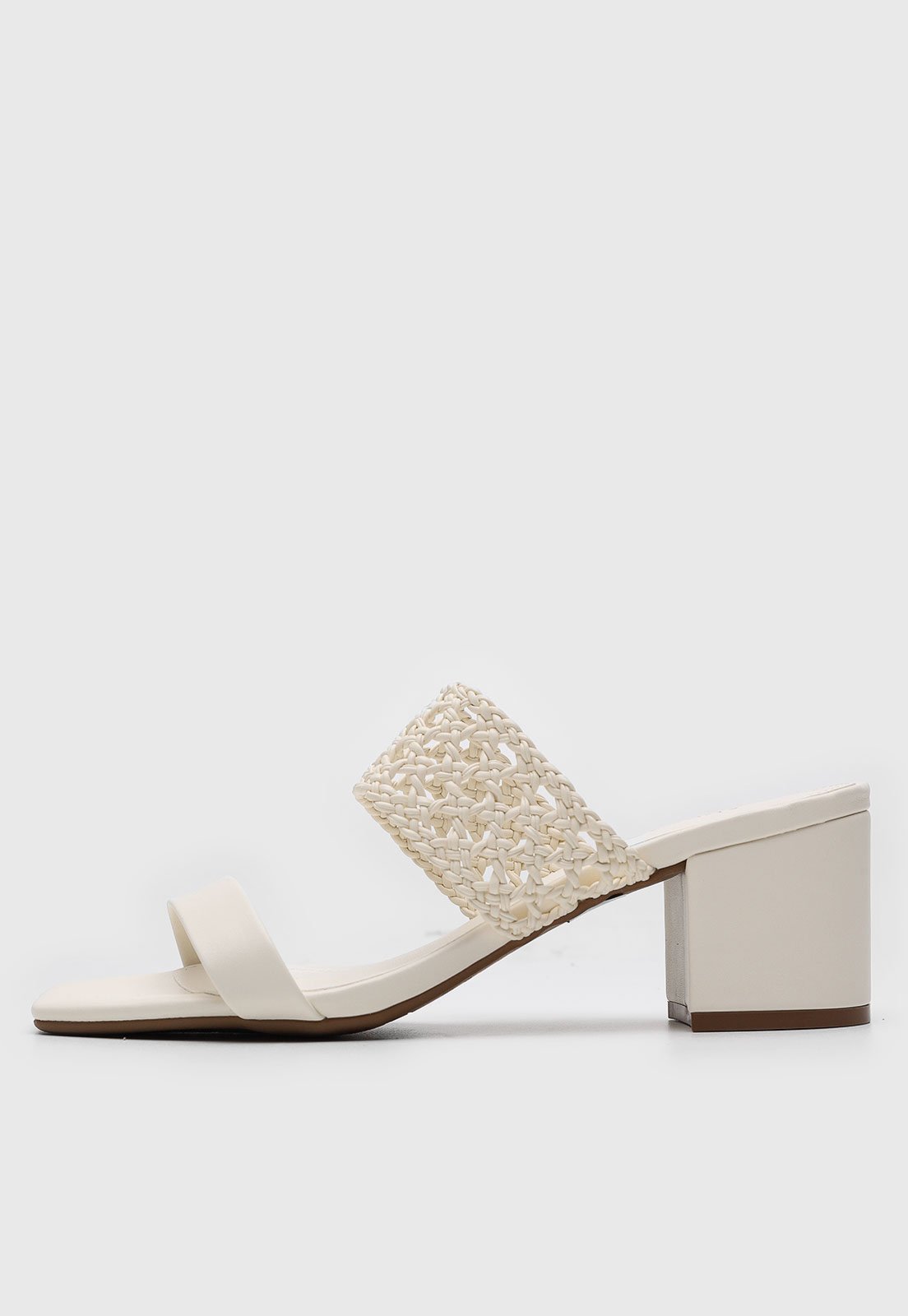 Sandália Feminina Arezzo Salto Bloco Trançada Off-White