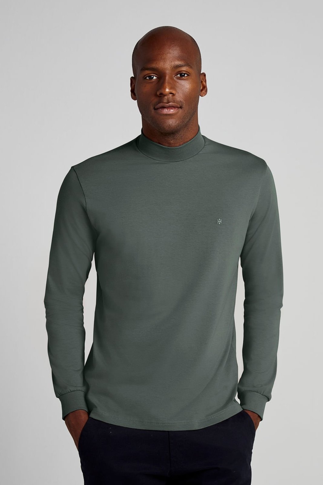 HIGHSTIL Camiseta Manga Longa Malha Slim Fit - Verde Militar