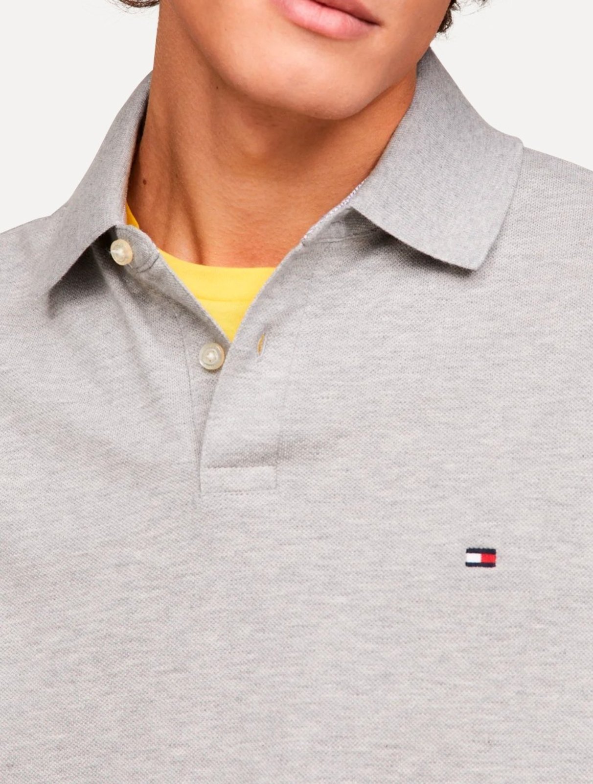 Vista 3 Polo Tommy Hilfiger Masculina Regular Piquet 1985 Light Mescla cinza Tommy Hilfiger cinza