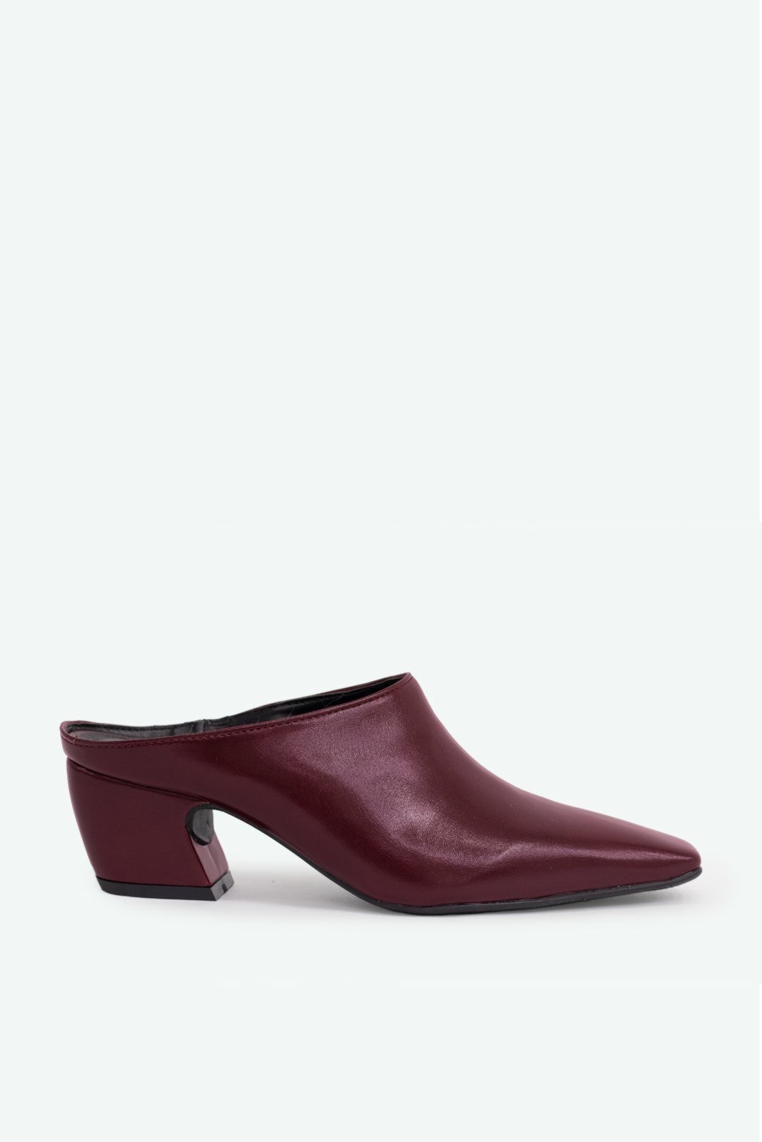 Mule Elma Marsala Suzana Santos