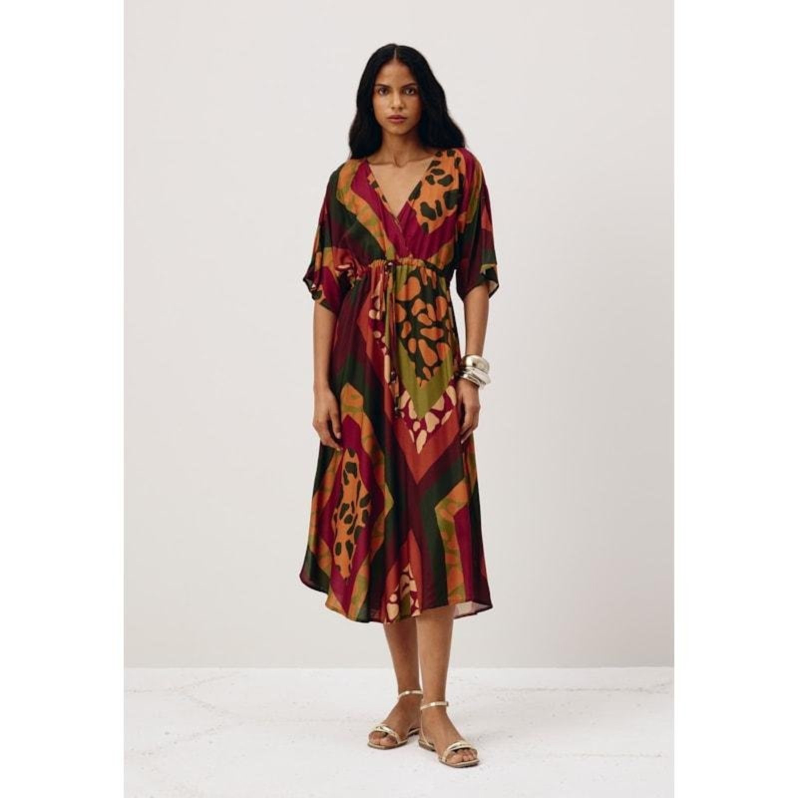 Vestido Midi Mônica Estampado Leon Verde