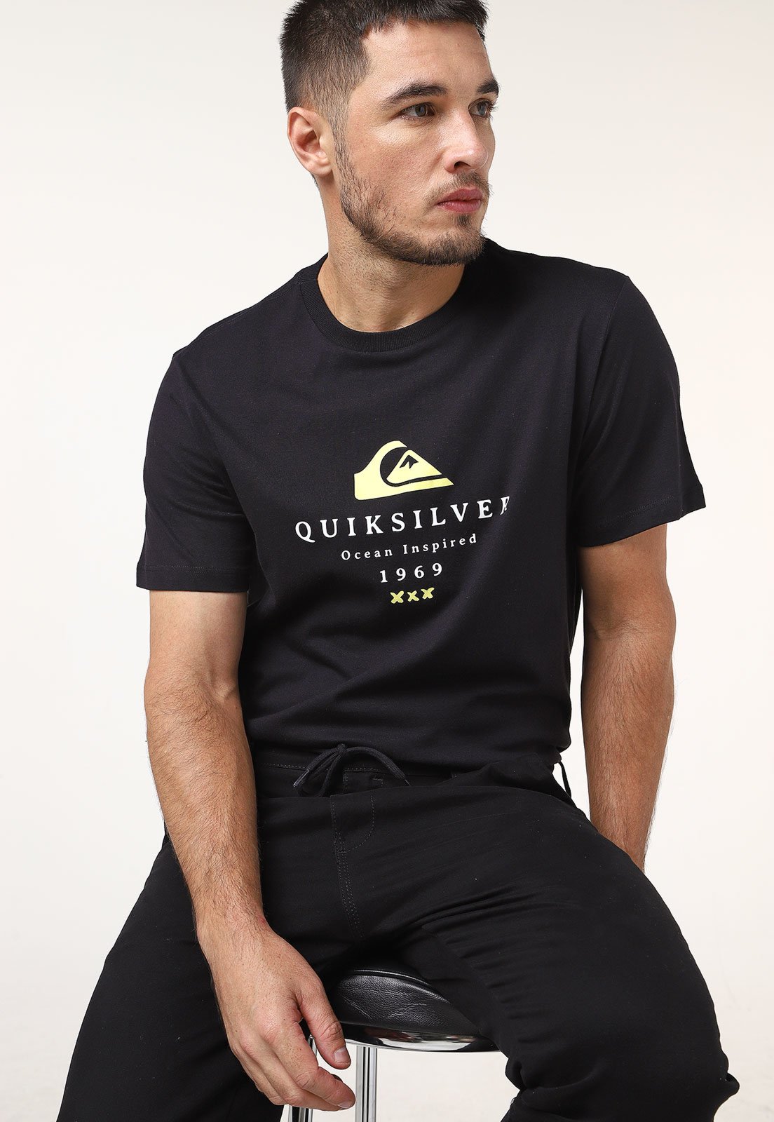 Vista 2 Camiseta Quiksilver First Fire Preta preto Quiksilver preto
