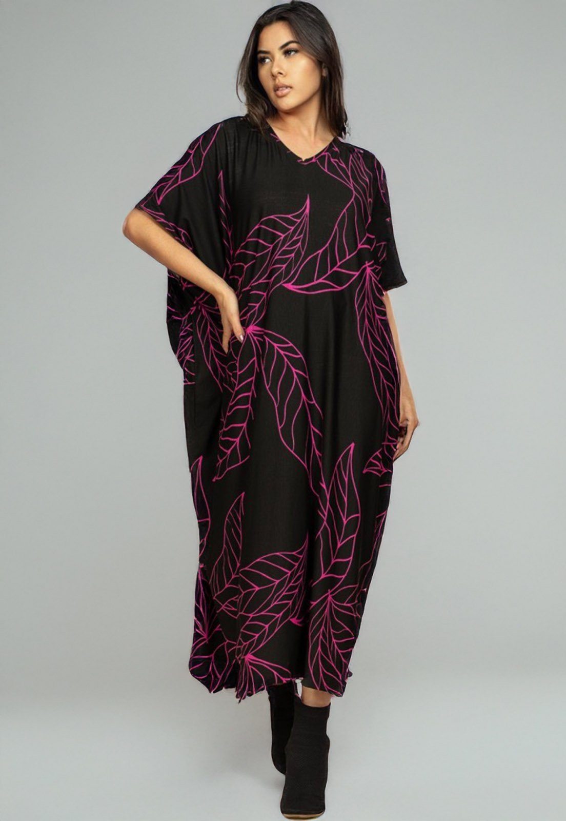 Vestido Cabanafree Kaftan Malha Saruel Estampa Antúrios Lilás