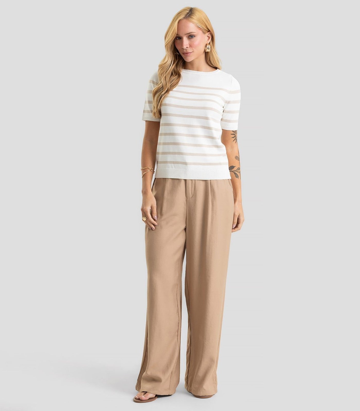 Blusa Feminina Em Tricot Listrado Dianna Bege