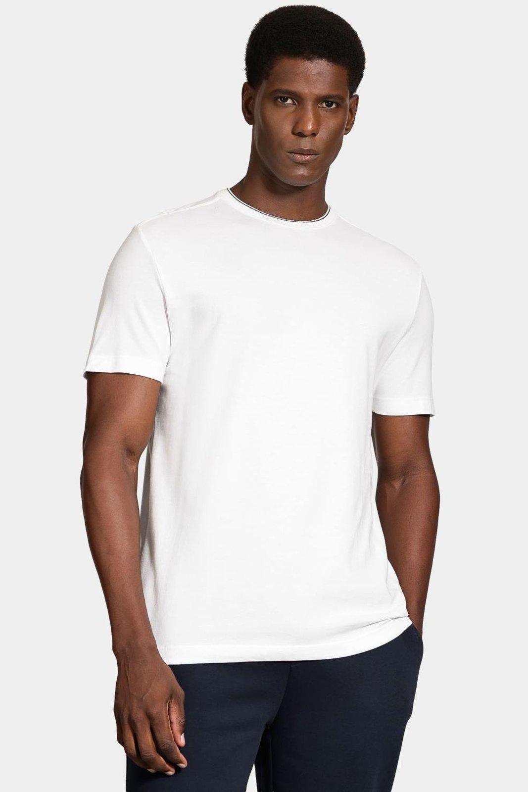 Camiseta Aramis Manga Curta Friso Gola