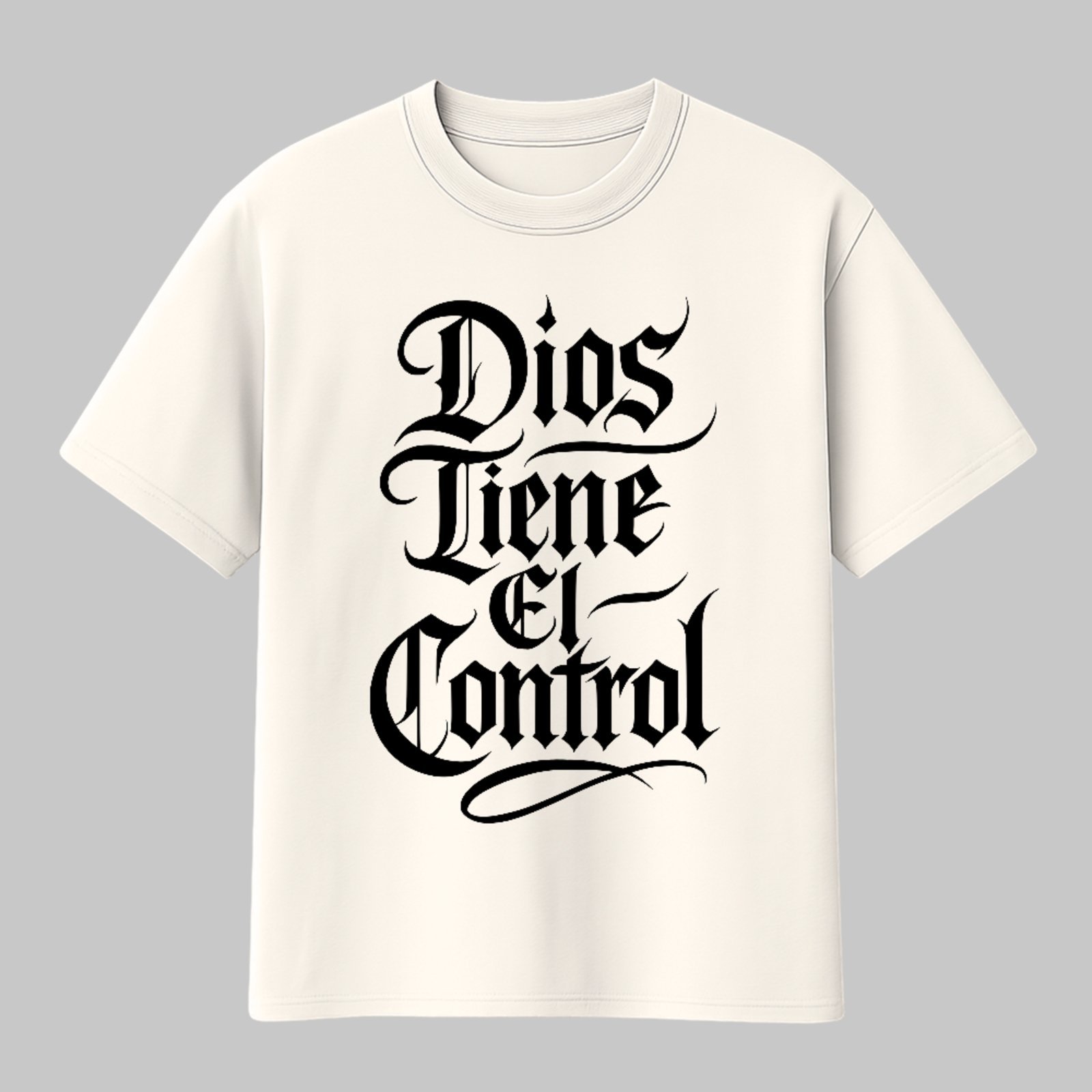 Camiseta Básica Frase Dios Tiene El Control Lettering Style Off White