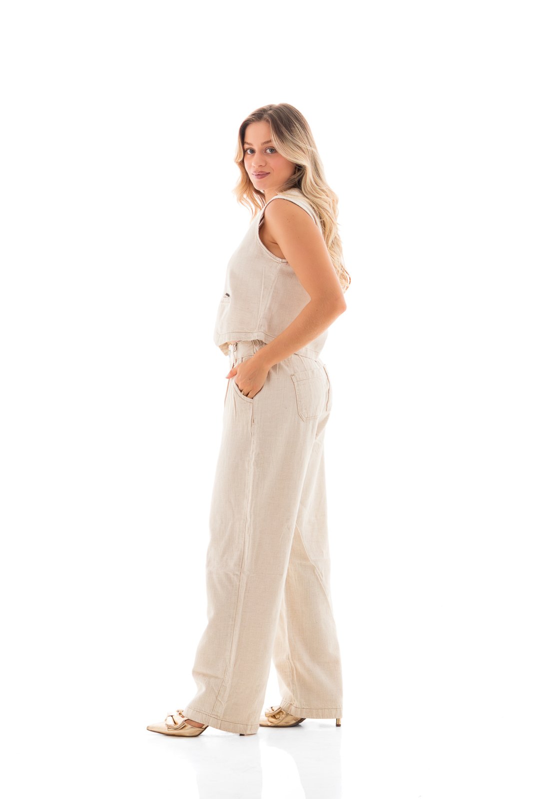 Vista 3 Colete Linho Arauto Feminino ARAUTO JEANS bege ARAUTO JEANS bege