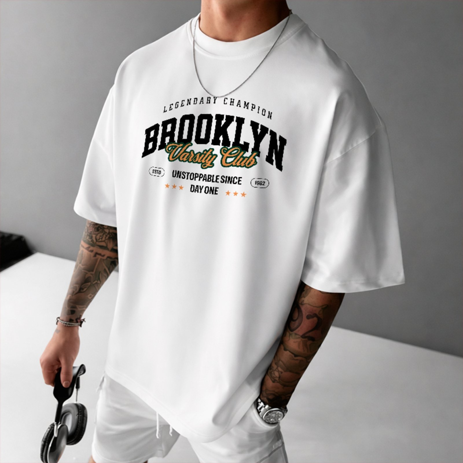 Camiseta Oversized Premium Brooklyn Varsity Club New York Unissex Branco