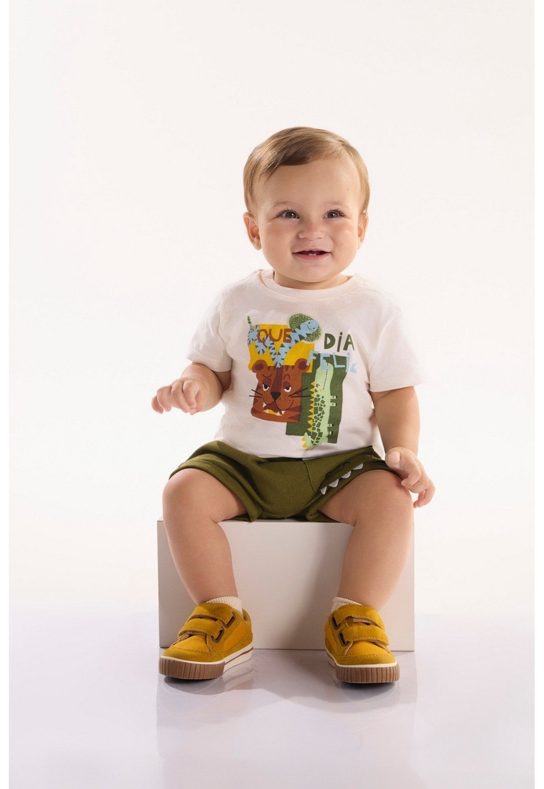 Infantil - Conjunto Safari para Menino com Camiseta e Short Três e Já Off-White