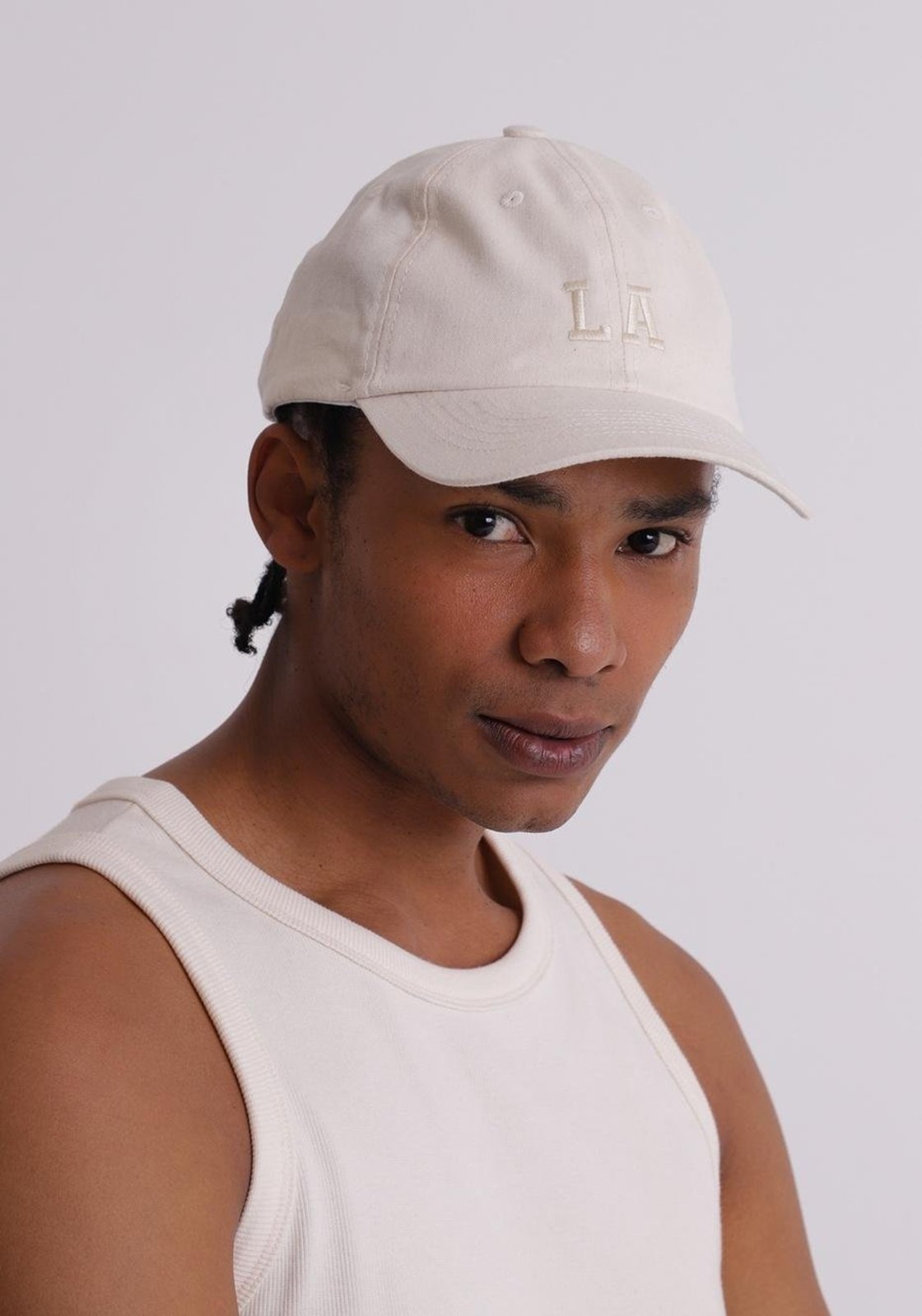 Boné dad hat com bordado LA