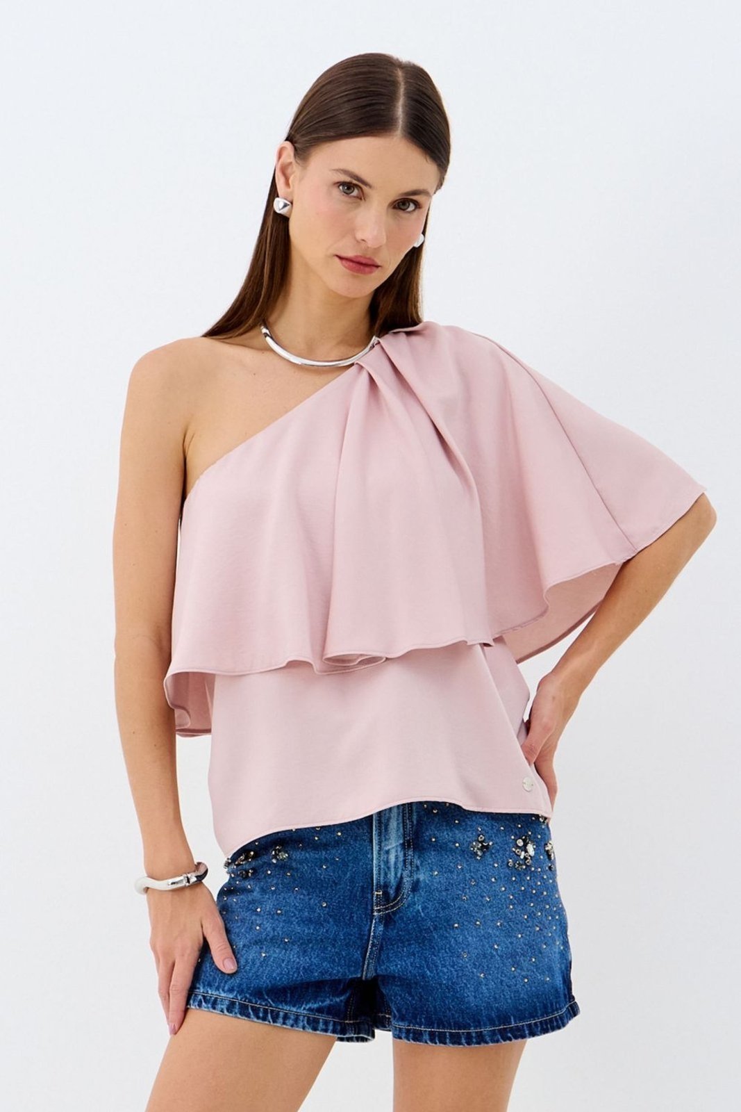 Vista 2 Blusa Assimétrica com Babado ACT FEMININO preto ACT FEMININO preto