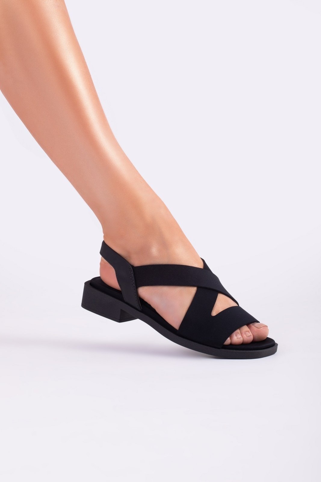 Sandália Feminina Confortaria Tecnolycra/Couro Preto