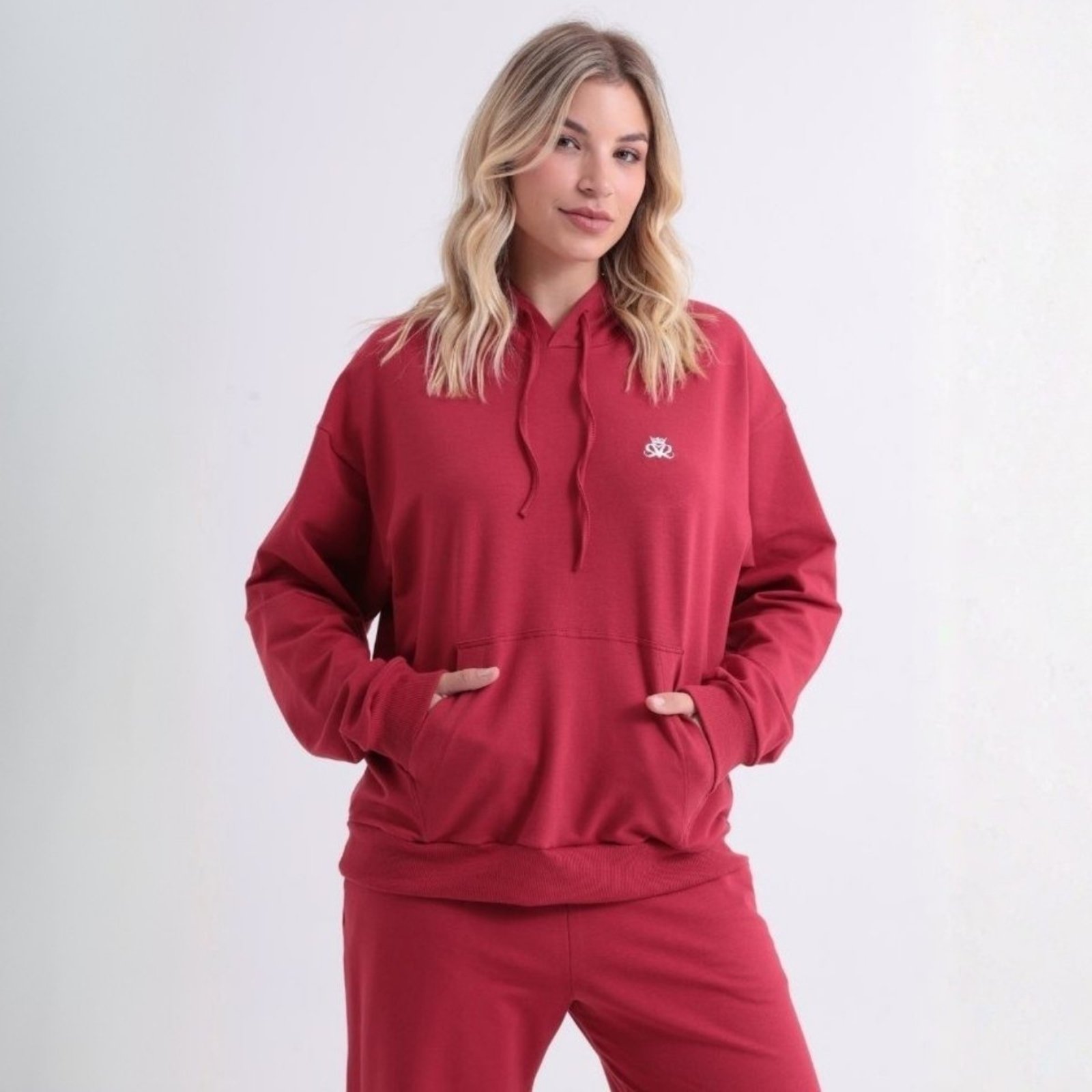Blusa Canguru Bordado Com Capuz Feminino Revanche Suriname