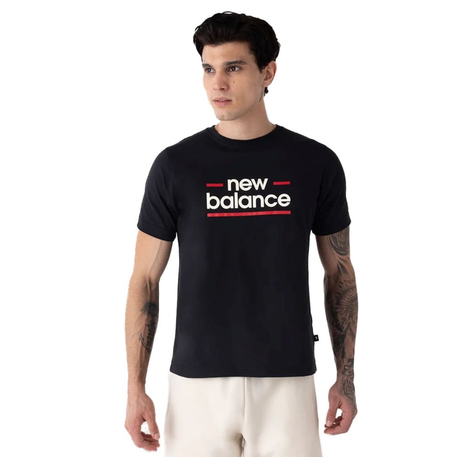 Vista 2 Camiseta Masculina New Balance Estampa Branco preto New Balance preto