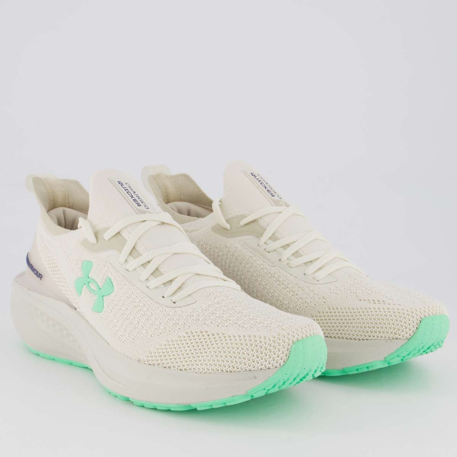 Vista 3 Tênis Under Armour Charged Quicker 2 Bege e Verde bege verde Under Armour bege verde