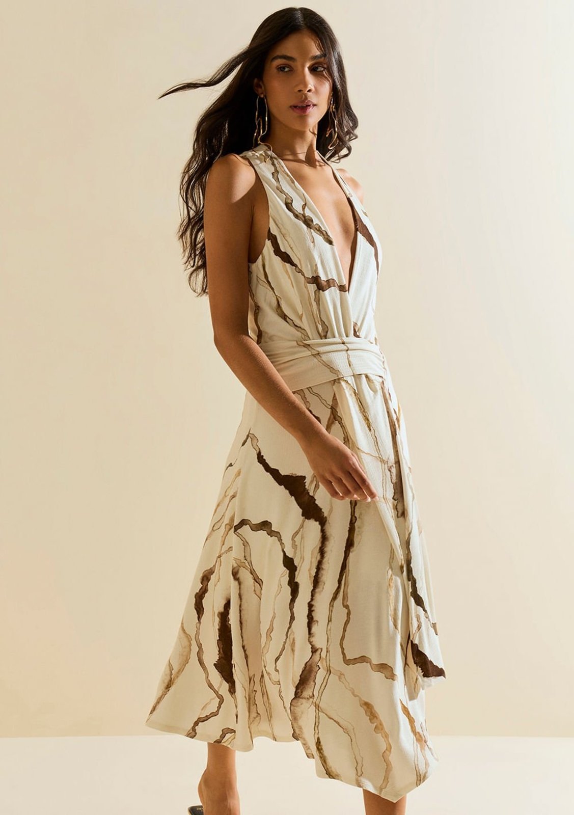 Vestido Morena Rosa Ajustado Decote Transpassado Sem Manga Midi Off Off-white