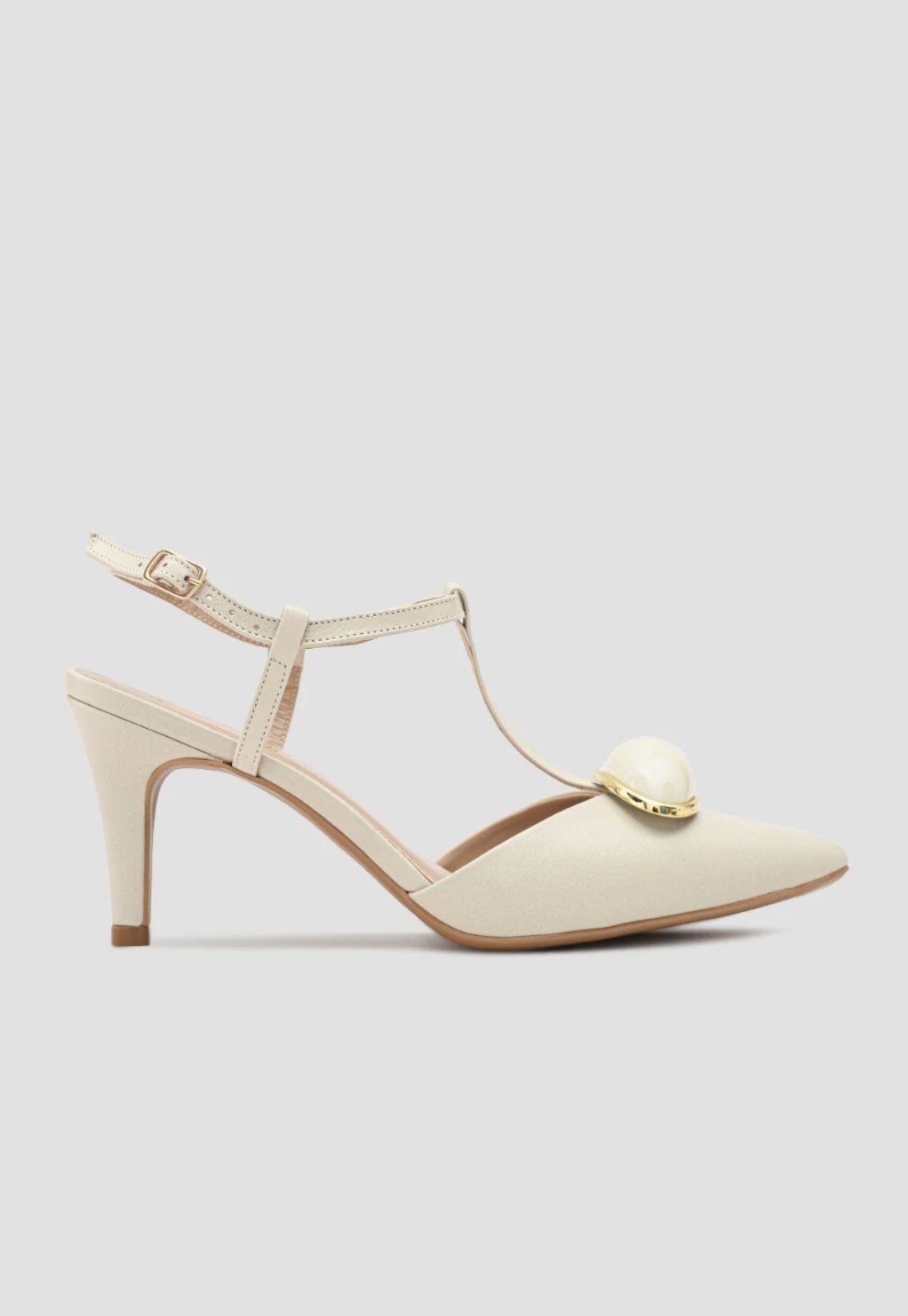Scarpin Slingback Com Aplique Metalizado Couro Off White CBK Bege