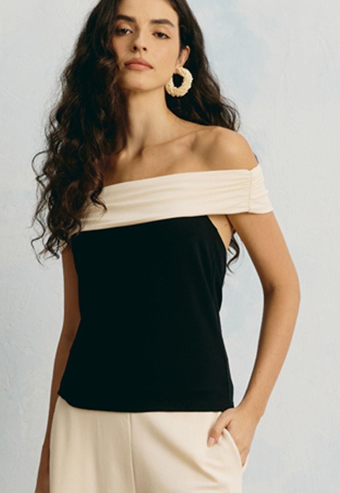 Blusa Ombro A Ombro Decote Costas Preto
