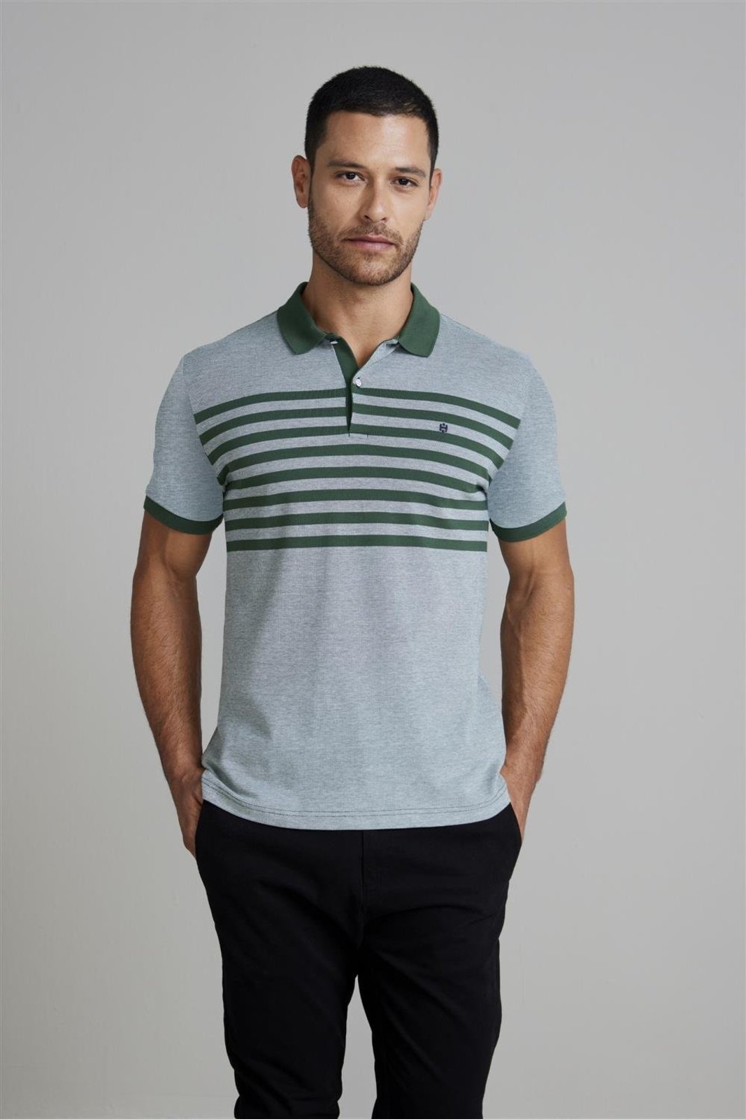 HIGHSTIL Camisa Polo Piquet Slim Fit - Verde Hera / Branco