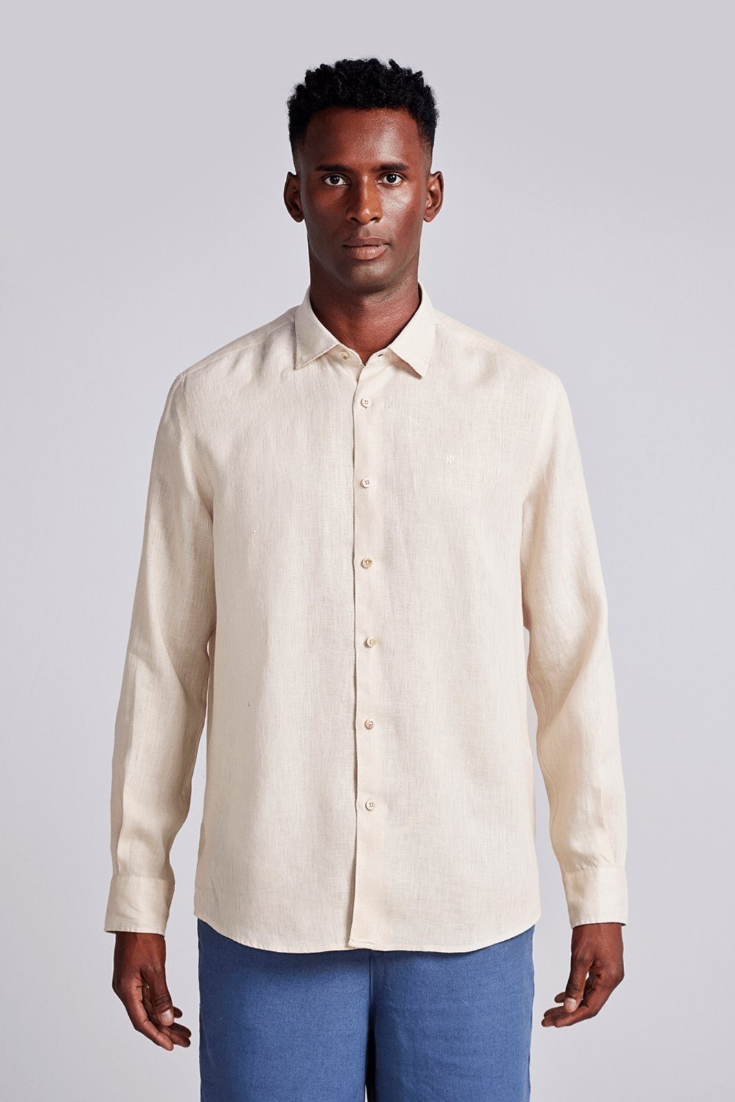 HIGHSTIL Camisa Lisa Linho Comfort - Bege Areia